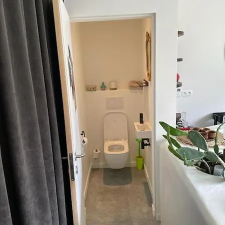 Hébergement de vacances Duinenhuisje, Poolhouse Met Prive Zwembad En Buitendouche Coxyde